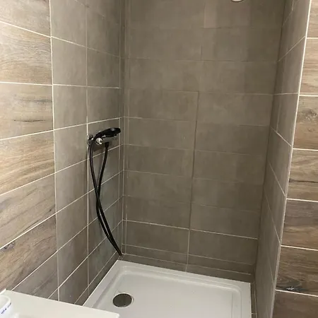 Les Iris Apartment *