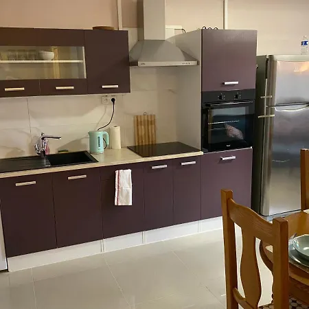 Les Iris Apartment *